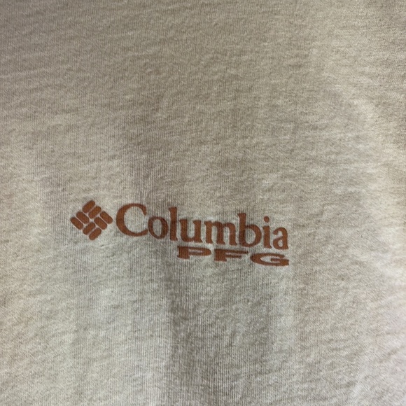 Columbia Men’s PFG Short Sleeve Tee in Yellow - Picture 2 of 4